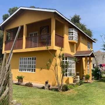 Casa en Residénciales Los Alpes en San Lucas Sacatepequez 